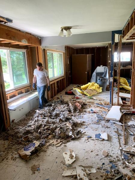 Inside & Out Cleaning Service LLC