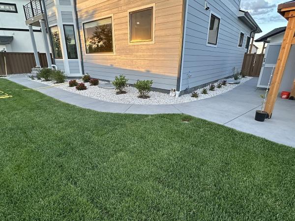 Flatirons Outdoor Living