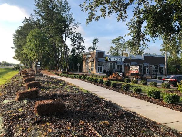 Martinez Landscaping and Pine Straw LLC