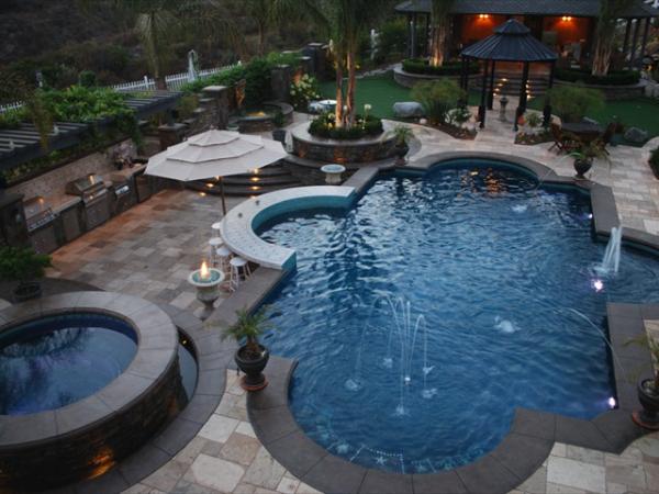 Superior Pools & Spas