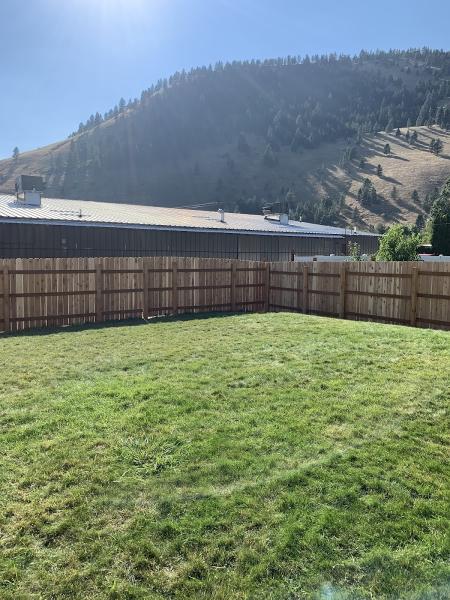 LB Lawn & Fencing
