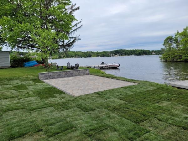 Ahlgren Landscaping