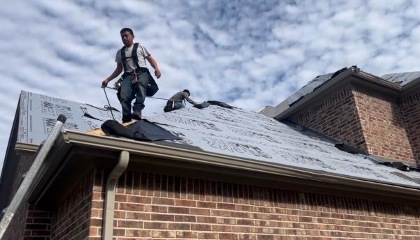 4 U Roofing and Construction