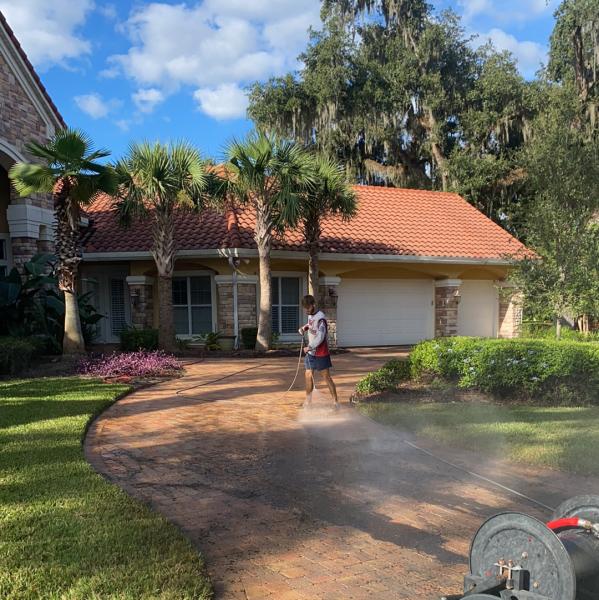 Top Notch Window Cleaning and Pressure Washing