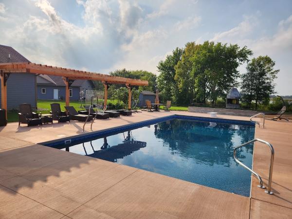Platinum Pools and Landscape