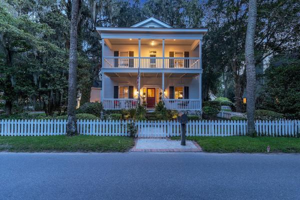 Savannah Fine Homes