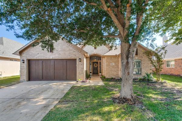 Lonestar Living Team