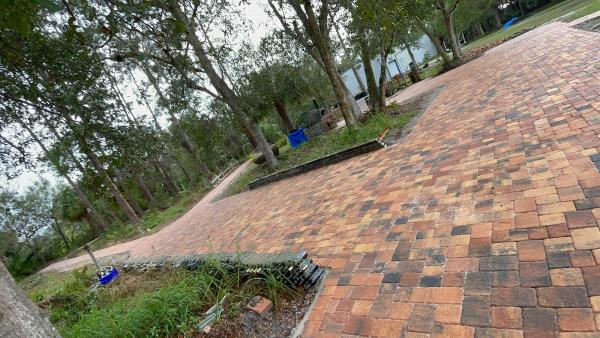 Montufar's Pavers Llc.
