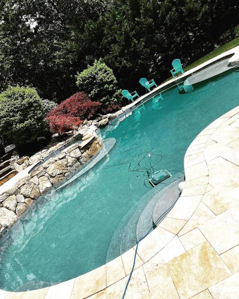 J R Scapes LLC