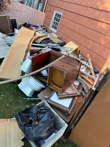 Escape Junk and Moving LLC