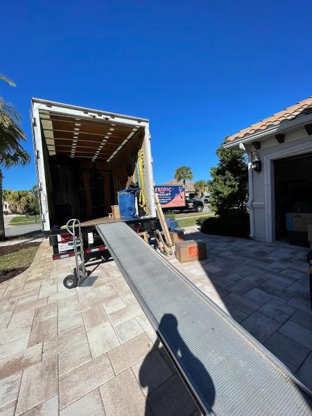 Tropic Moving