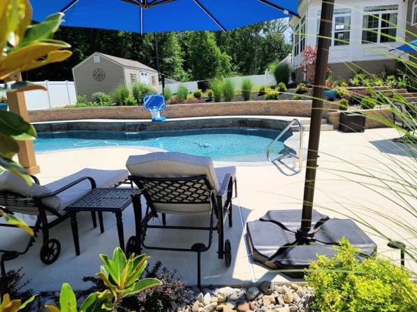 Bakersfield Pool Cleaning Service