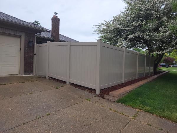 T. Buell's Superior Fence