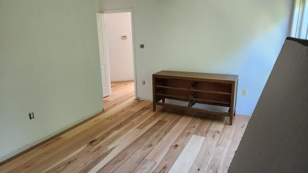 Willow Floors LLC