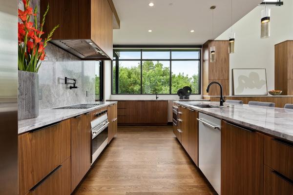 Homoly Design + Build