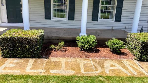 Eli Dan House Wash