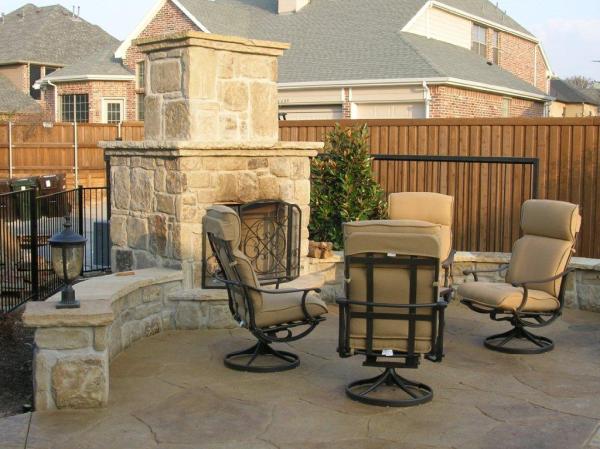 Leisure Living Pools