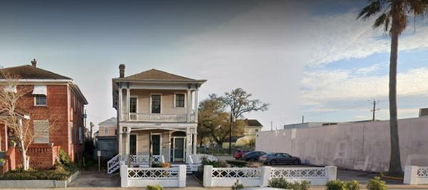 Absolute Realty & Management