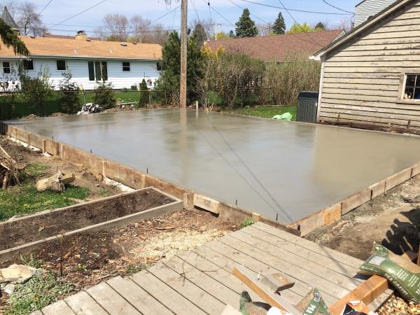 Thomas Concrete & Landscape