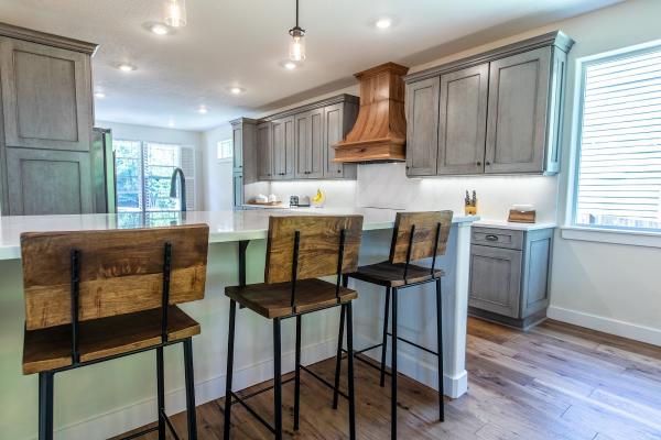 Lamont Bros. Design & Construction