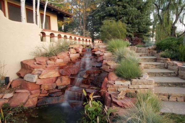 Waterwise Land & Waterscapes Inc.
