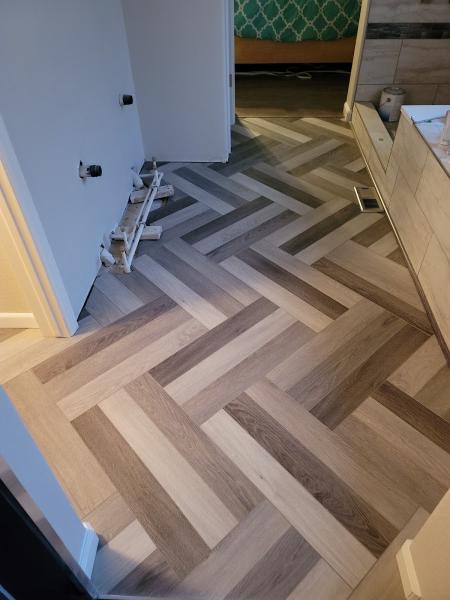 Floor & More