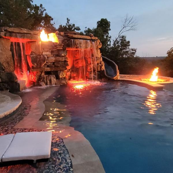 Pureblue Luxury Pools and Outdoor Living