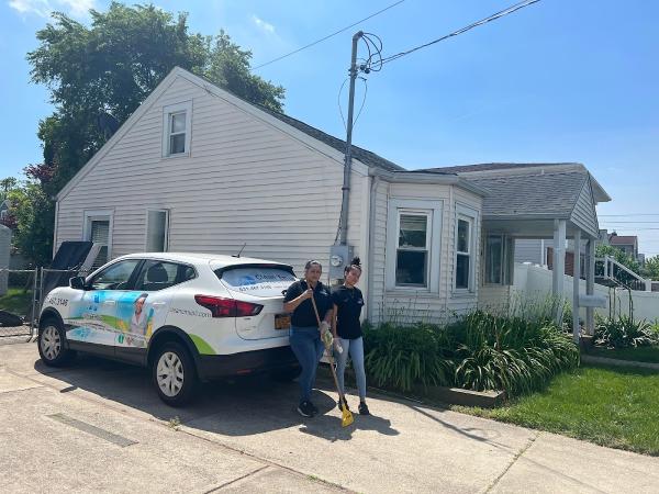 Clean 'Em Up Cleaning Services