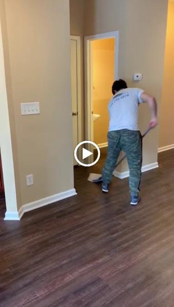 Eml Hardwood Floors Llc