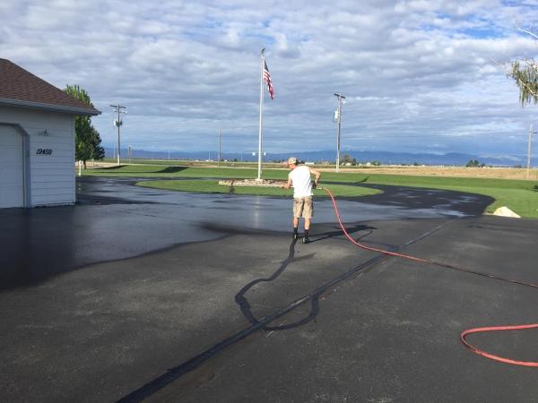 Blacktop Kings Sealcoating