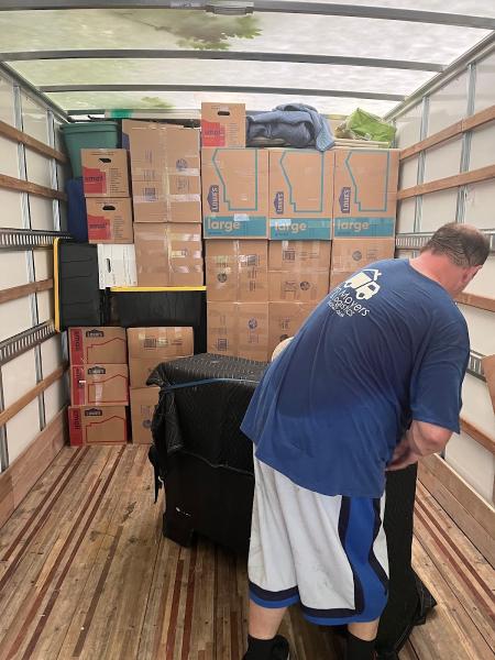 Pro Movers & Logistics