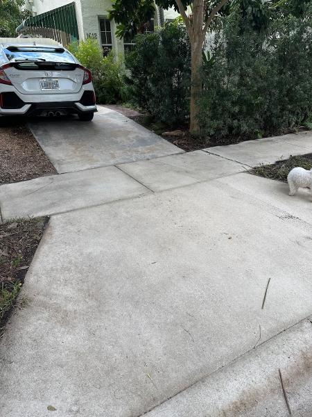 Charlie's Pressure Washing