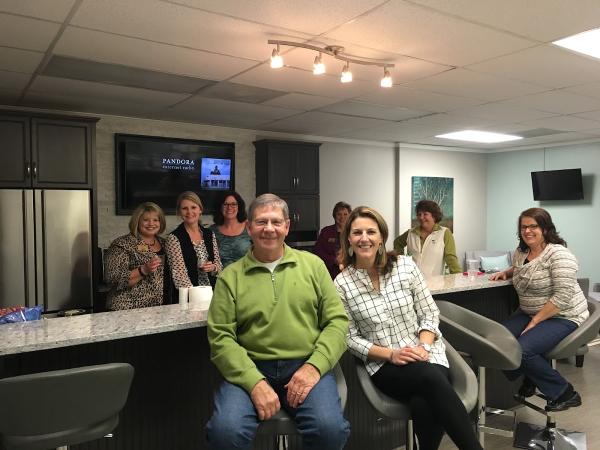 Hill Barbour Realty/Remax Diamond Realty West