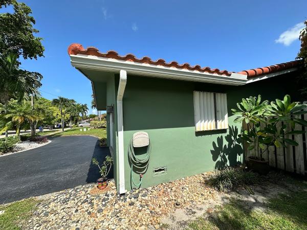 Seamless Gutter Masters Inc