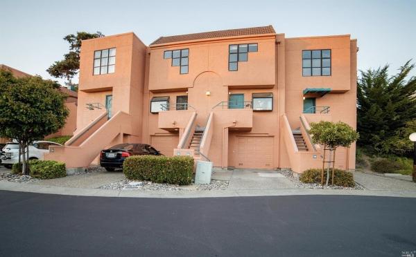Helen Yong Real Estate