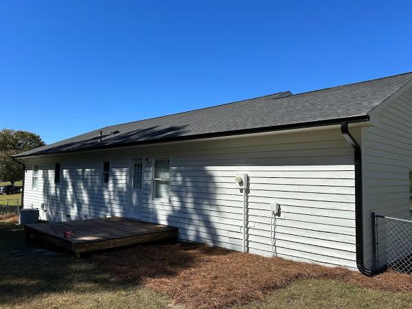 Mendez's Roofing Services LLC