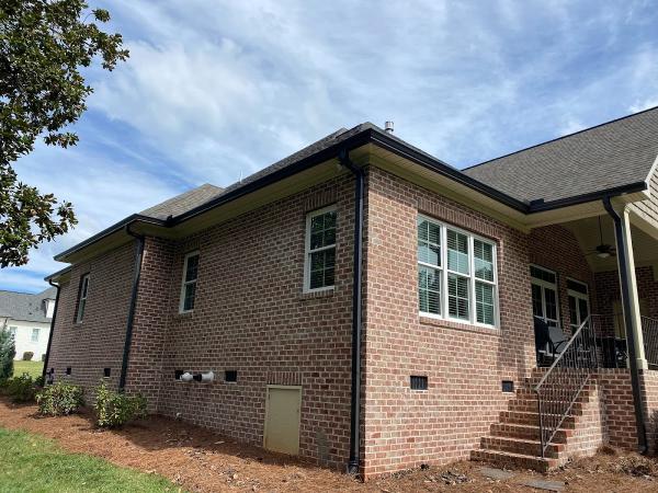 Mendez's Roofing Services LLC