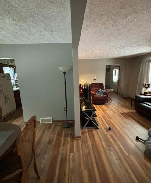Cleveland Mobile Flooring Showroom & Installation