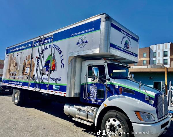 Universal Movers LLC