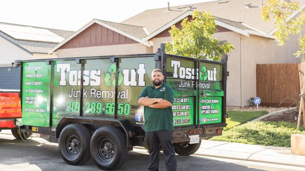 Toss Out Junk Removal