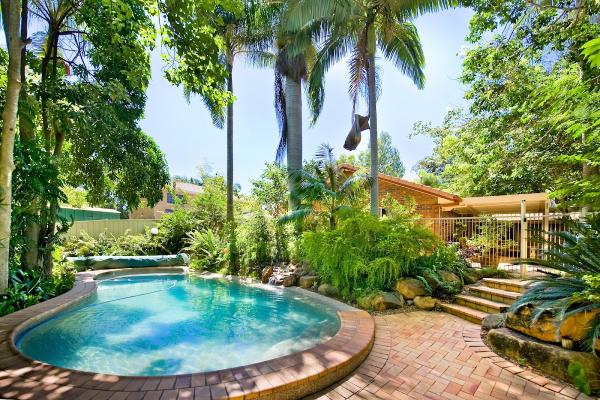 Legacy Pools and Patio