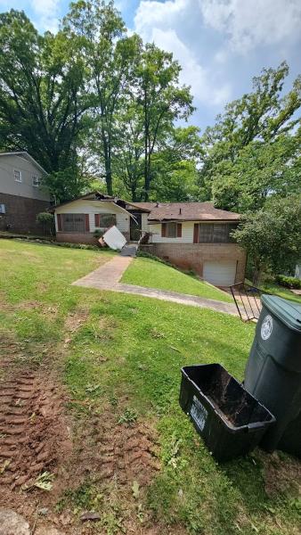 Supreme Roofing and Renovations
