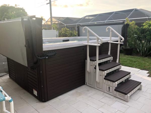 SW Florida Hot Tub Movers & More