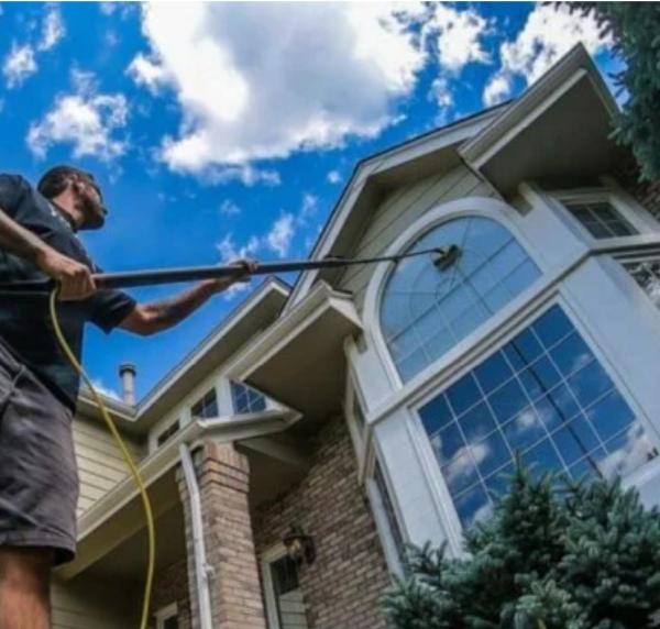 Shiny Glass Window Cleaning Services