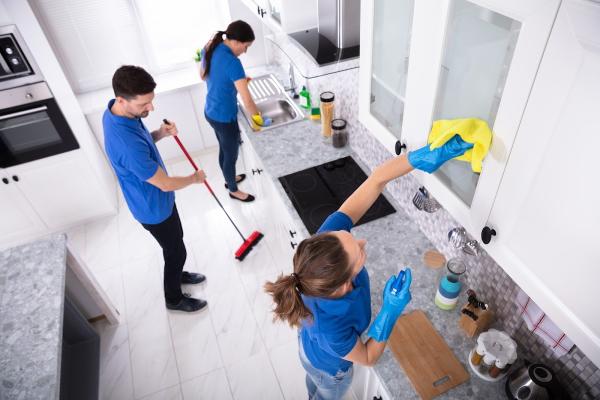Maid On the Way Cleaning
