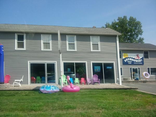 Drewnowski Pools & Spa