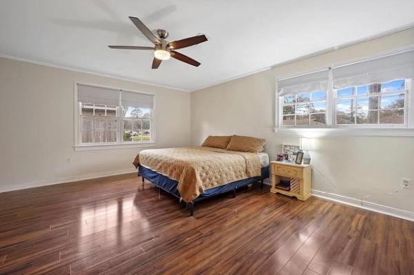 Christie Farris Real Estate Agent