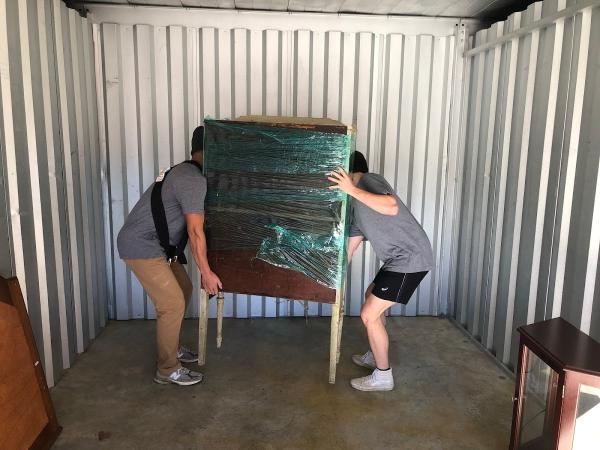 Two Twigs Moving Company