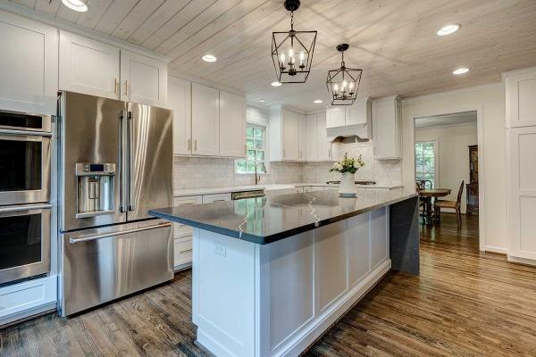 ELM Construction LLC