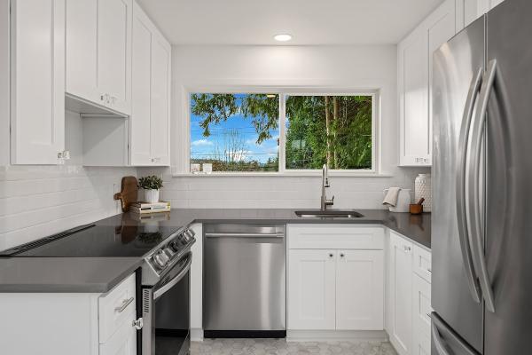 Cabinets Refinish